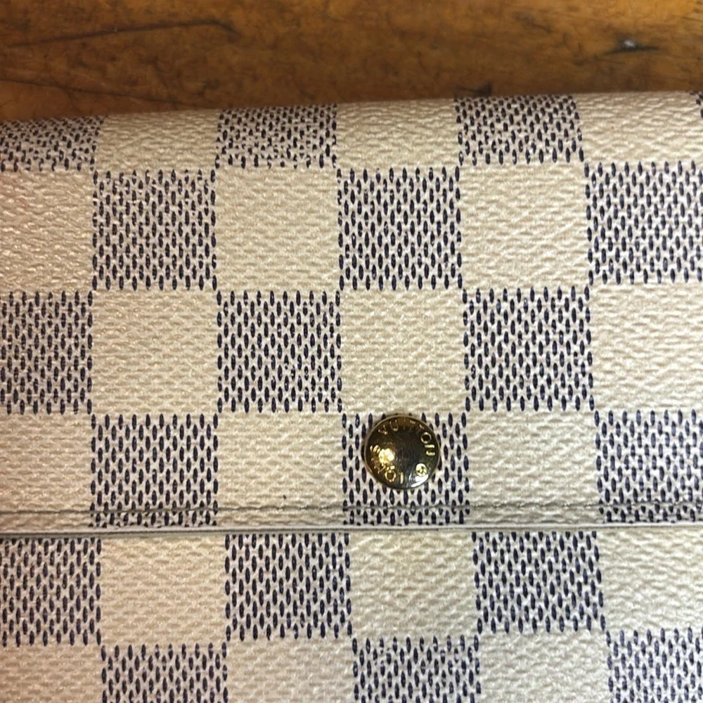 Louis Vuitton Damier Azure Sarah Wallet